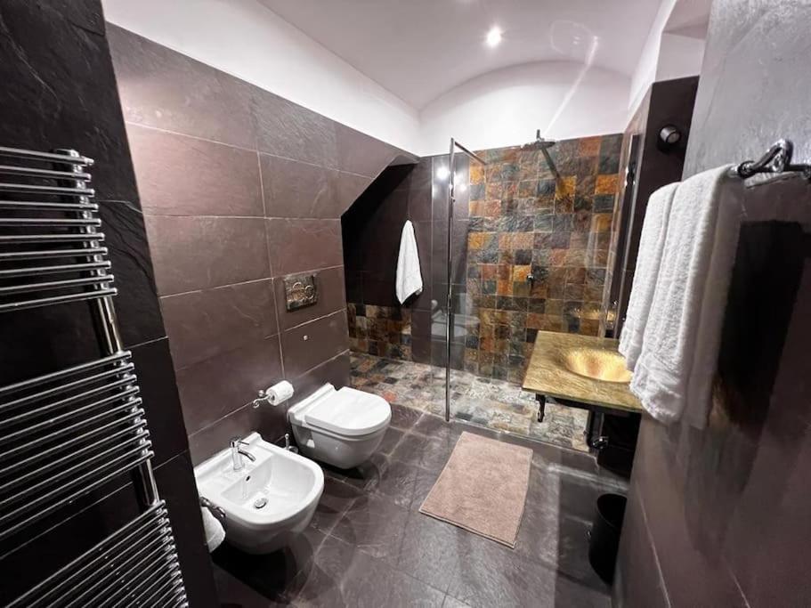 Lu.Ni. Guesthouse Roma ภายนอก รูปภาพ